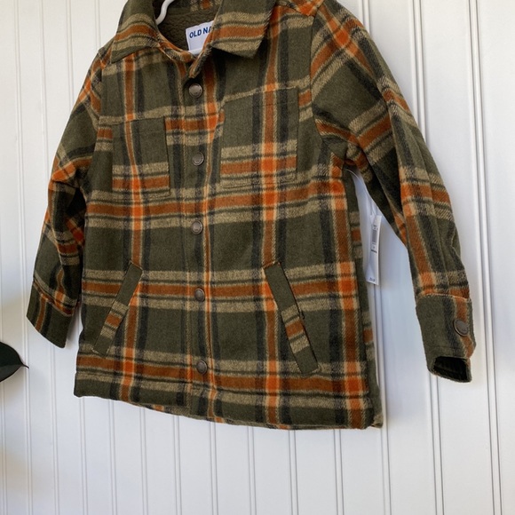 Old Navy Plaid Shacket - Picture 3 of 9